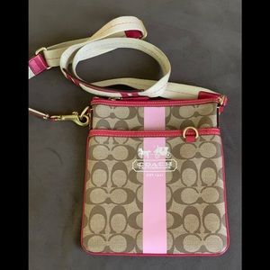 Coach crossbody in good condition!